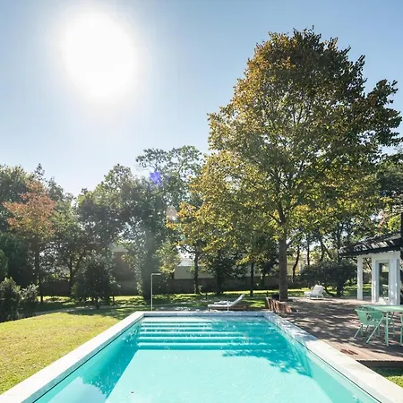 70's Wood House * Maía