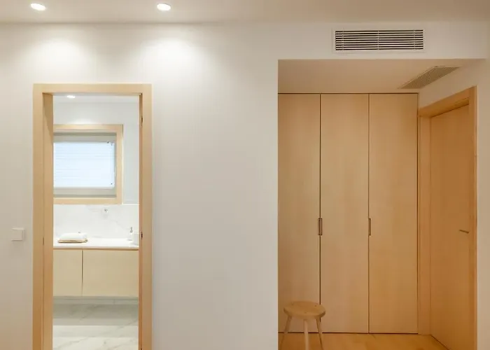 70's Wood House * Maía