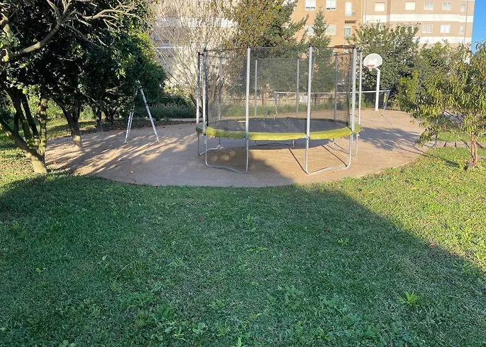 70's Wood House 게스트하우스 Maía