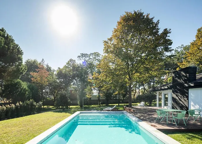 70's Wood House * Maía