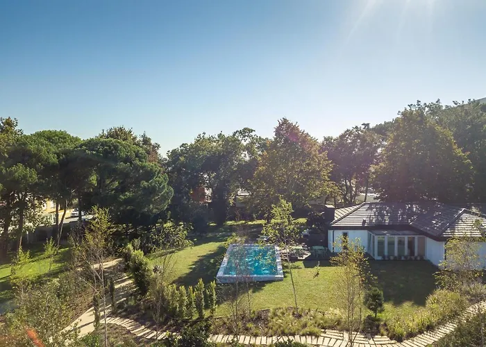 70's Wood House Maía